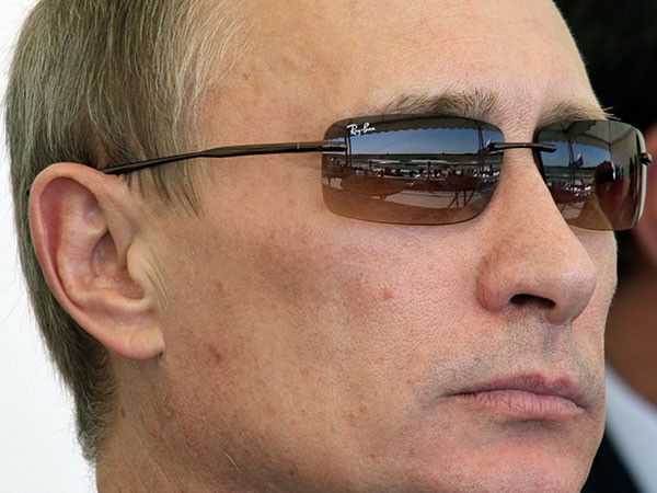 ICIJ: Offshore network tied to Putin