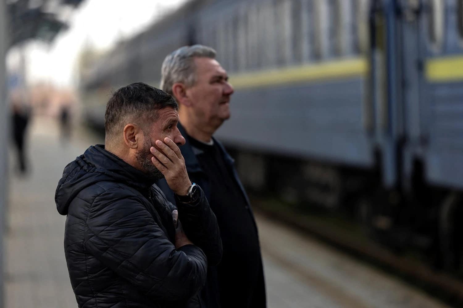 “One in two will not return”. How to convince men not to leave Ukraine after the war